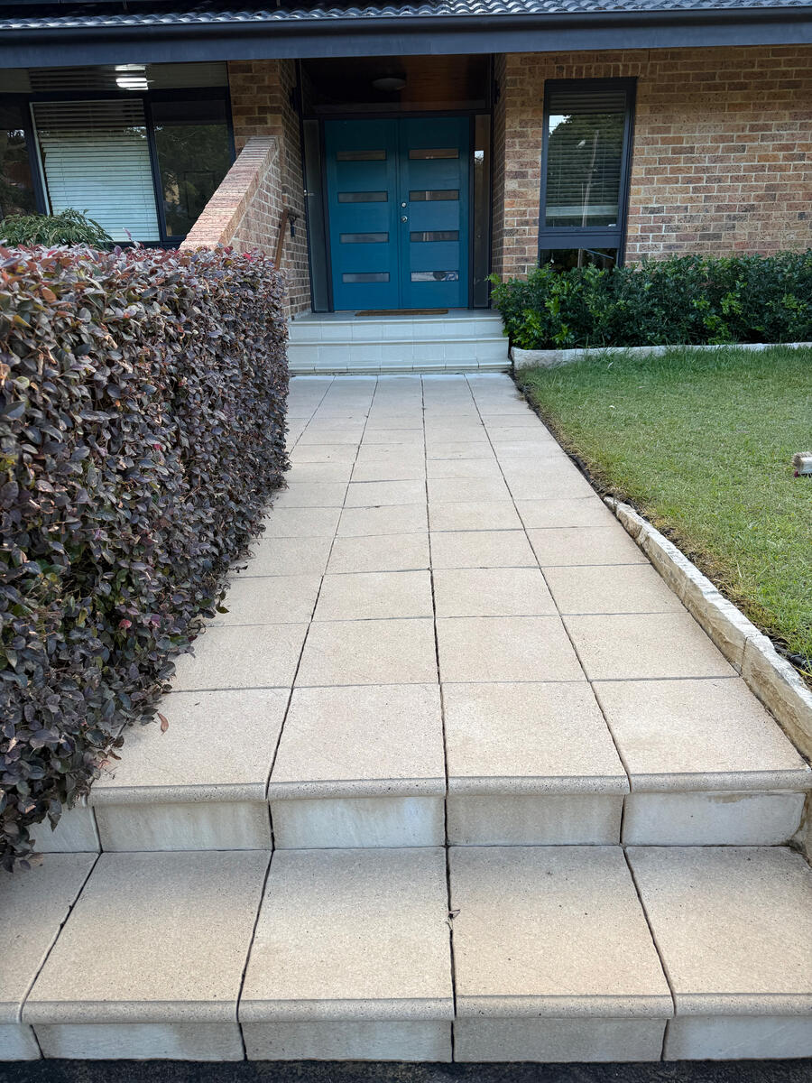 Front entry concrete pavers — after pressure wash
